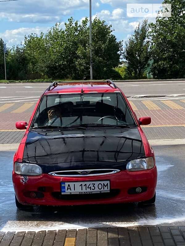 Ford Escort (1996)
