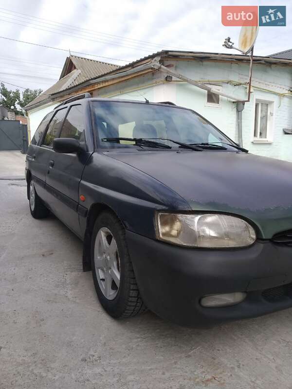 Ford Escort (1996)