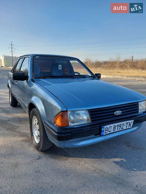 Ford Escort (1983)