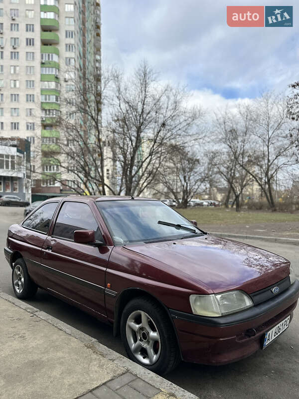 Ford Escort (1990)