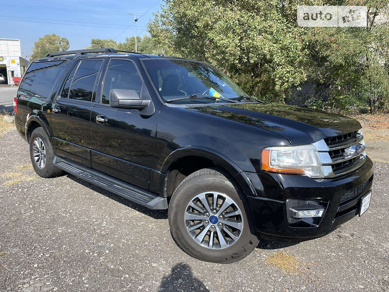 Ford Expedition (2016)