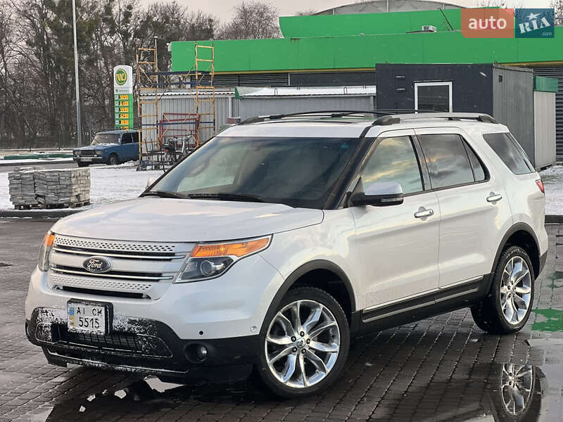 Ford Explorer (2011)