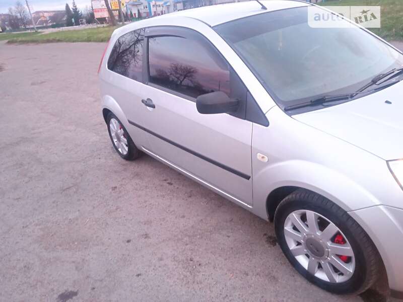 Ford Fiesta (2004)
