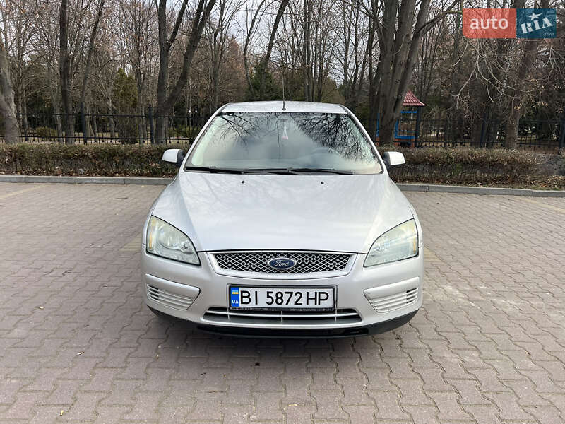 Ford Focus (2005)