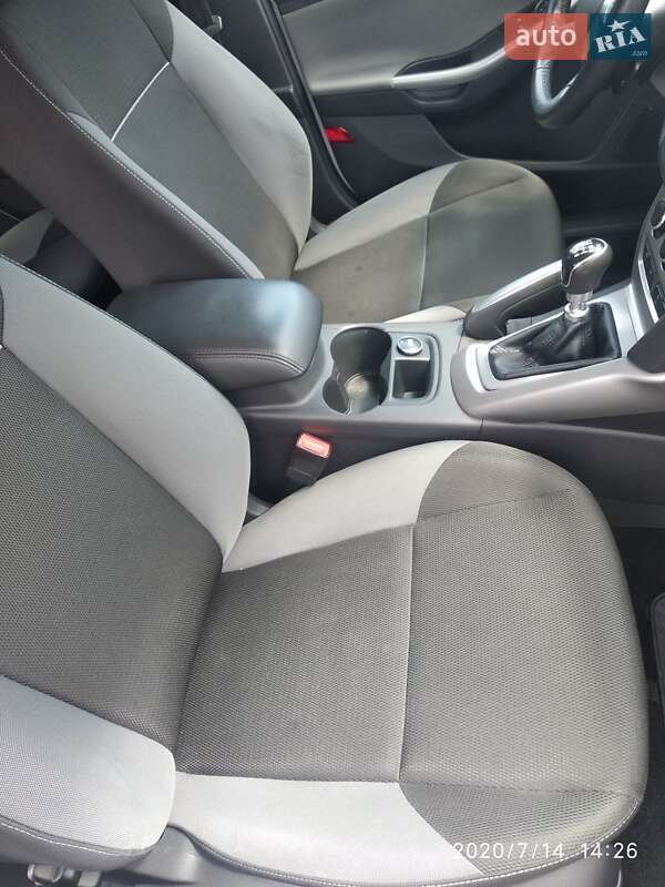 Ford Focus (2012)