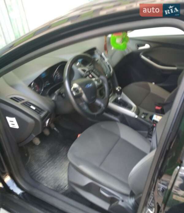 Ford Focus (2011)