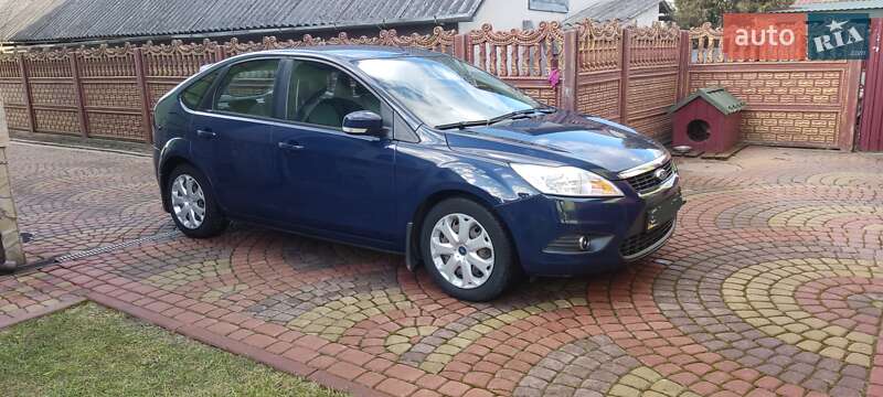Ford Focus (2010)