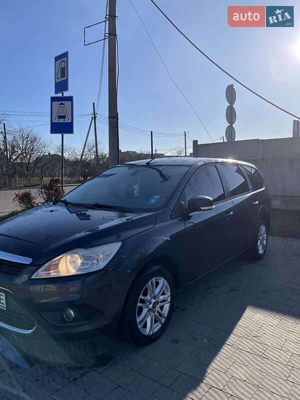 Ford Focus (2009)