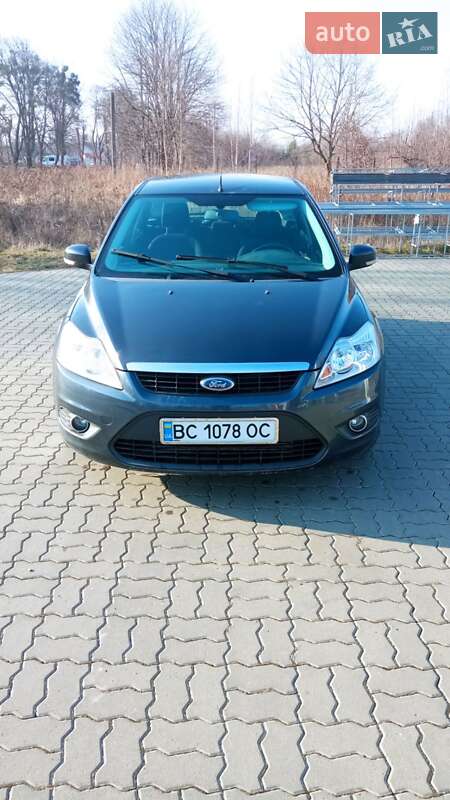 Ford Focus (2009)