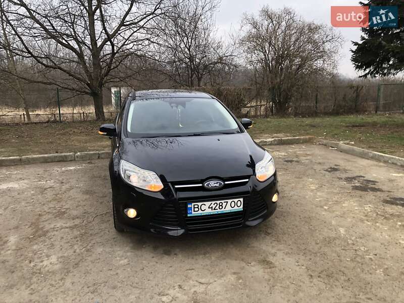 Ford Focus (2012)