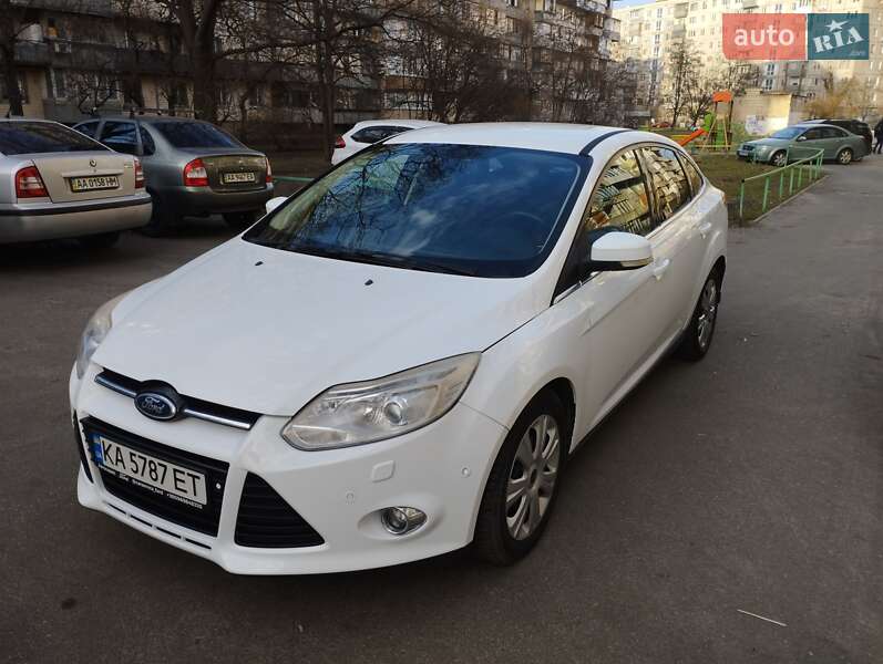 Ford Focus (2011)