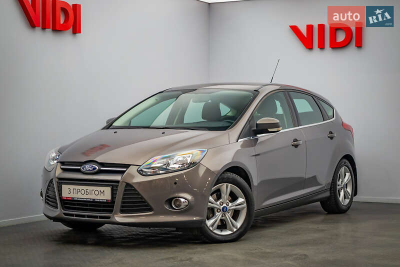 Ford Focus (2012)