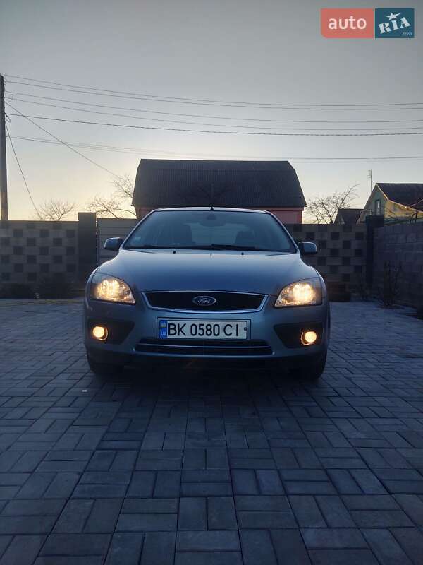 Ford Focus (2006)