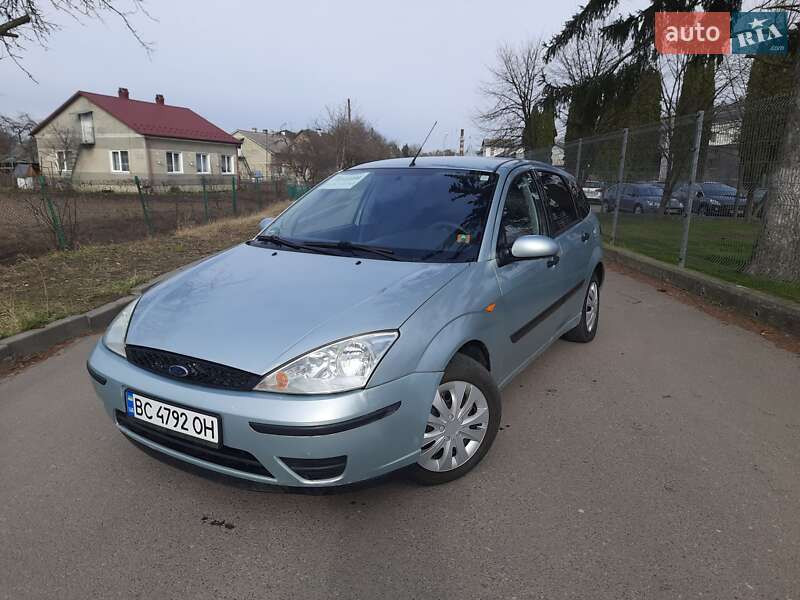 Ford Focus (2004)