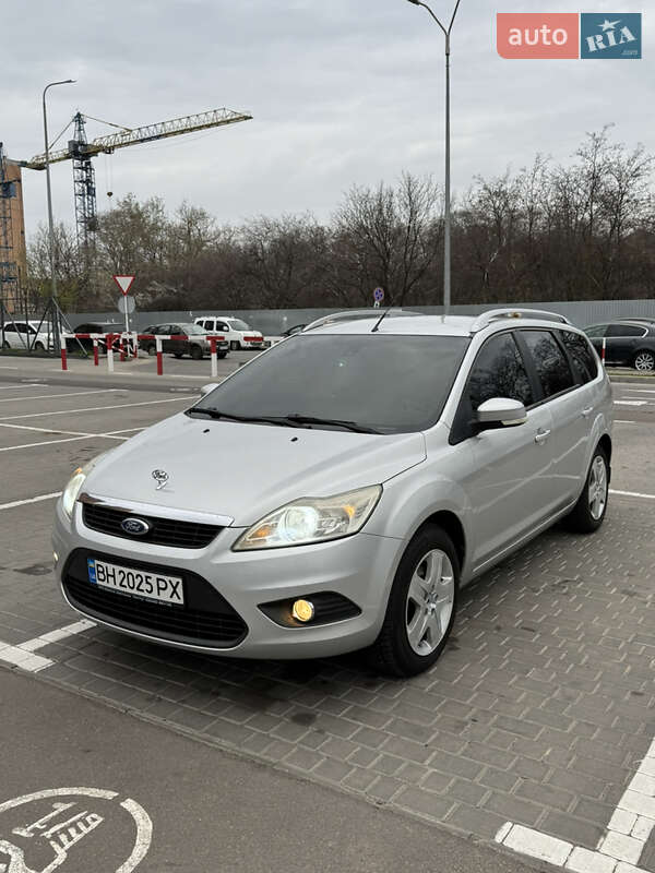 Ford Focus (2008)