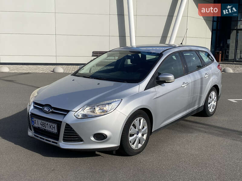 Ford Focus (2012)