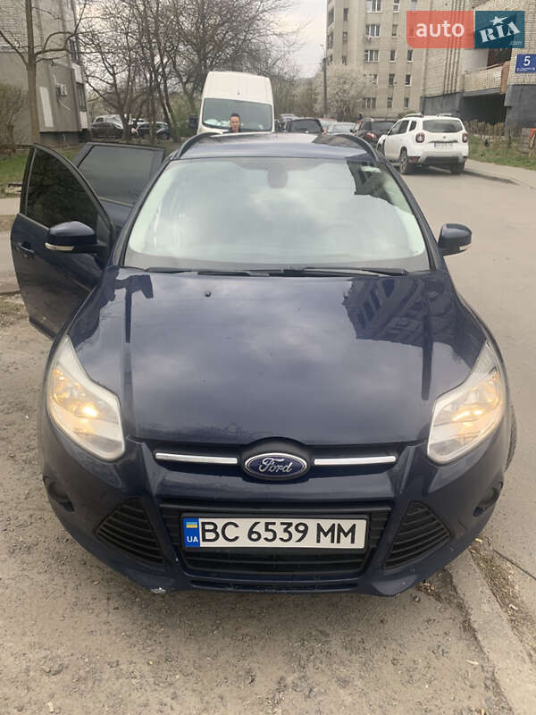 Ford Focus (2011)