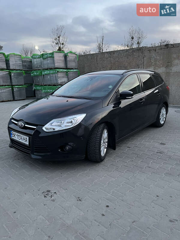 Ford Focus (2012)