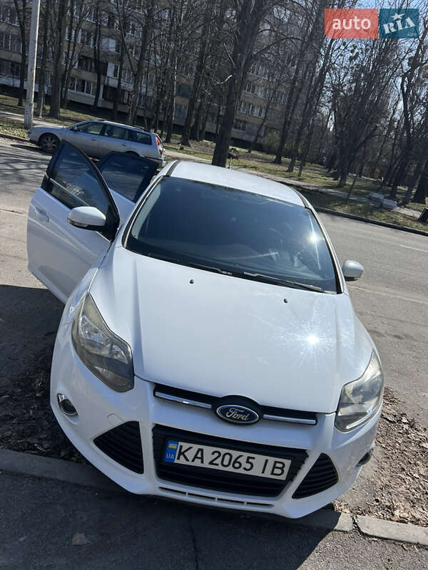 Ford Focus (2013)