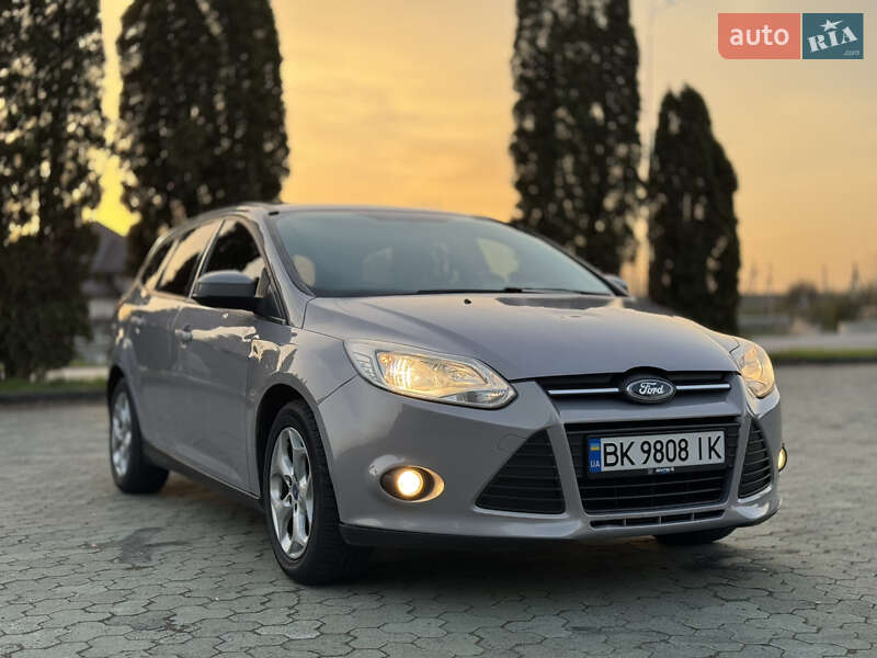 Ford Focus (2011)