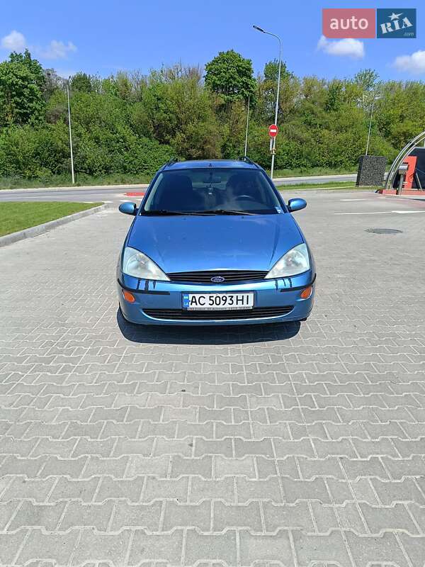 Ford Focus (2000)