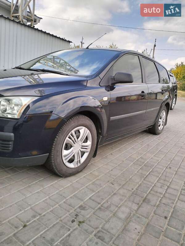 Ford Focus (2007)