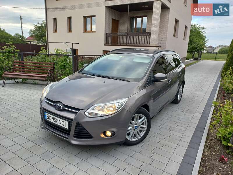 Ford Focus (2012)
