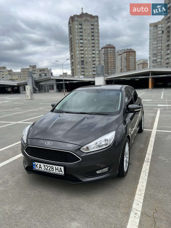 Ford Focus (2016)