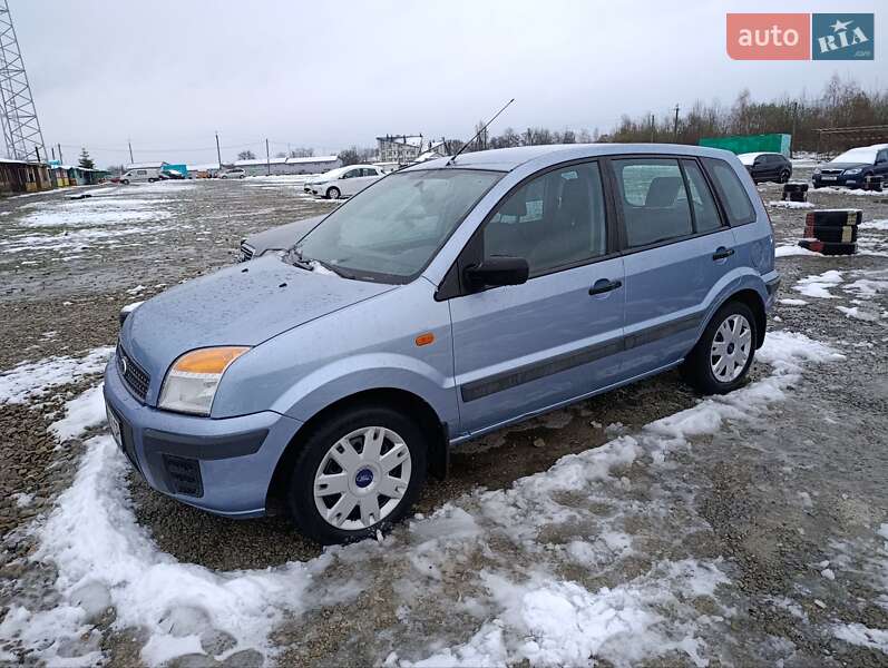 Ford Fusion (2007)