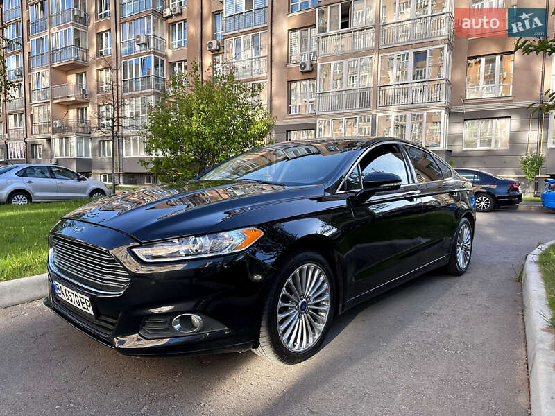 Ford Fusion (2013)