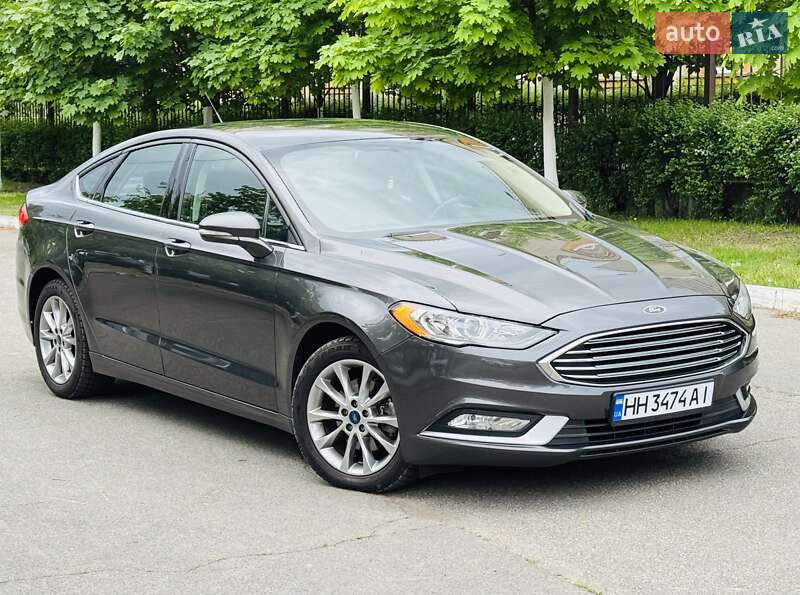 Ford Fusion (2017)