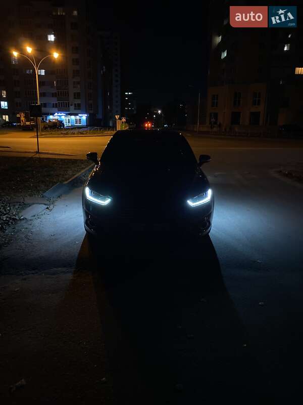 Ford Fusion (2013)