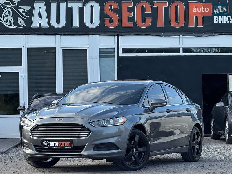 Ford Fusion (2014)