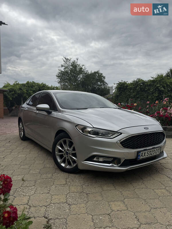 Ford Fusion (2017)