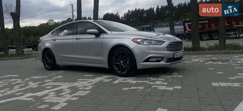 Ford Fusion (2017)