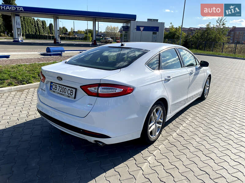 Ford Fusion (2014)