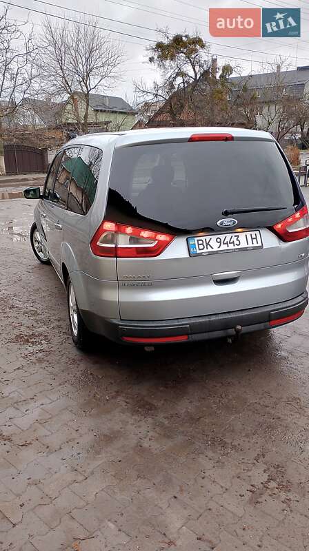 Ford Galaxy (2010)