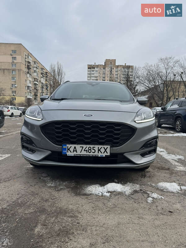 Ford Kuga (2021)