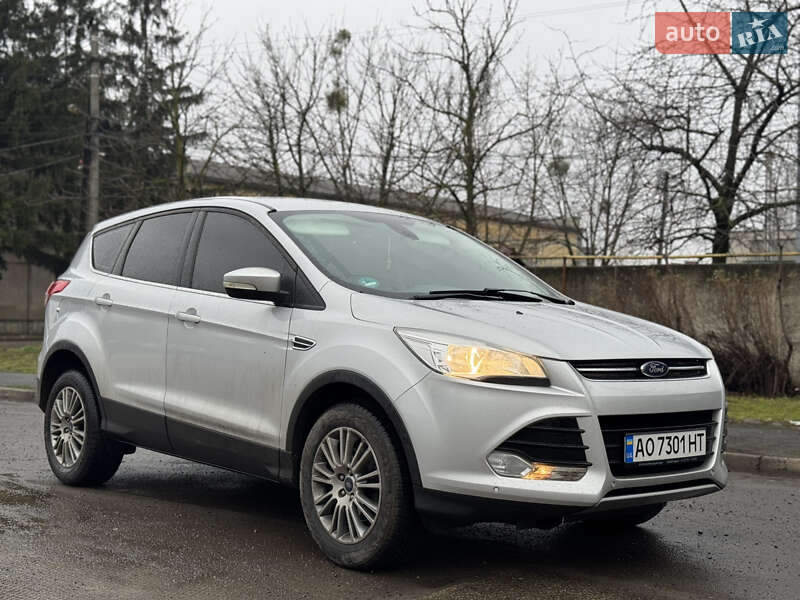 Ford Kuga (2014)