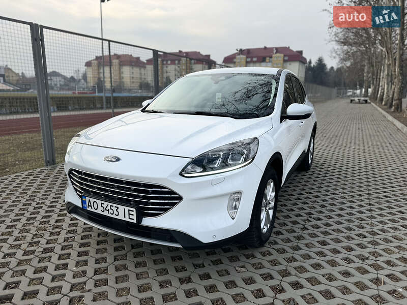 Ford Kuga (2020)