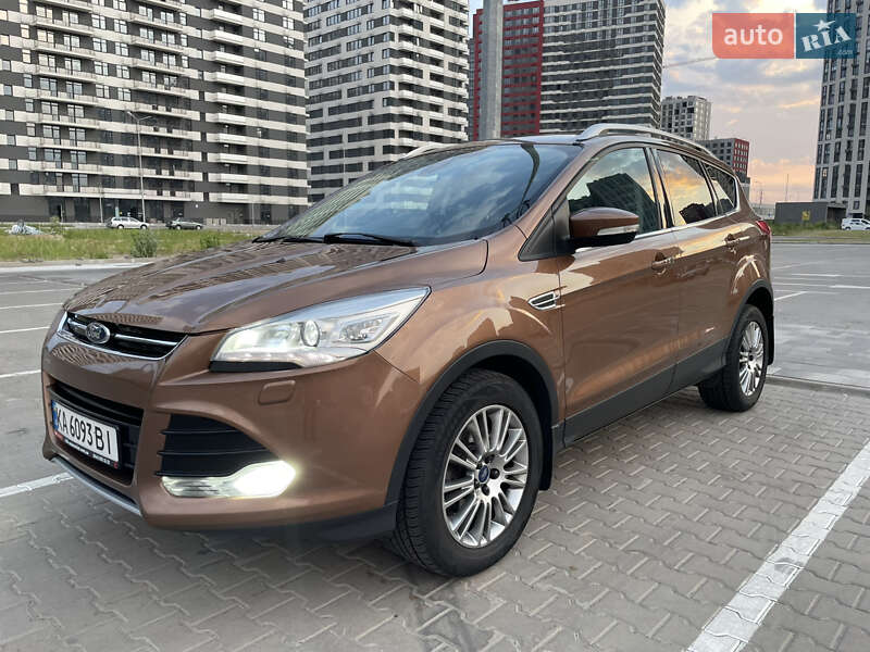 Ford Kuga (2013)