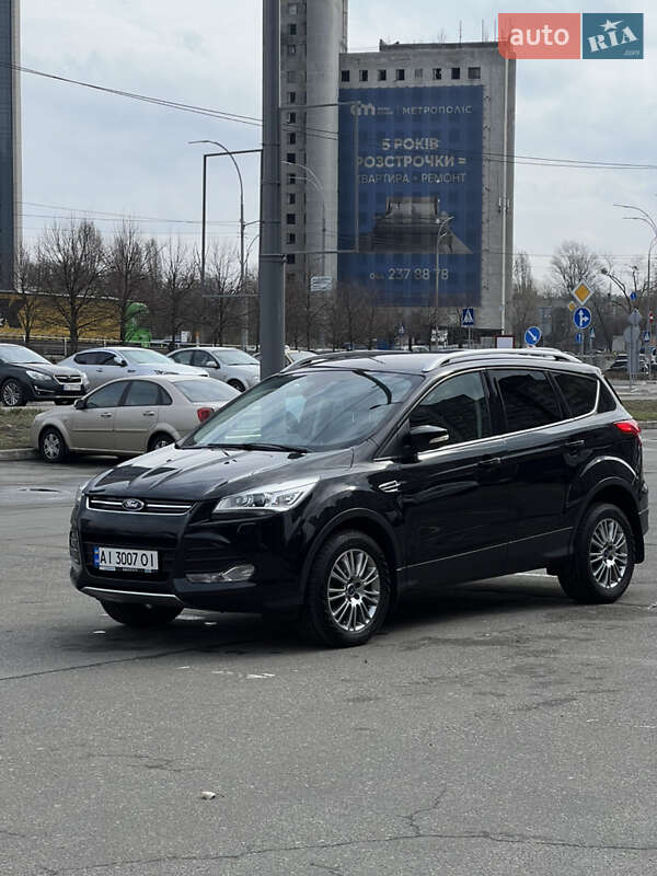 Ford Kuga (2013)