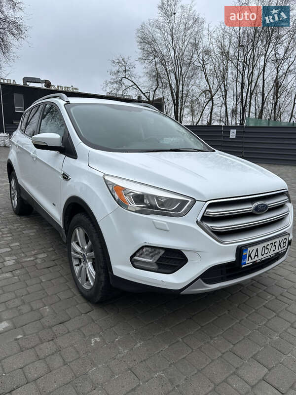 Ford Kuga (2017)