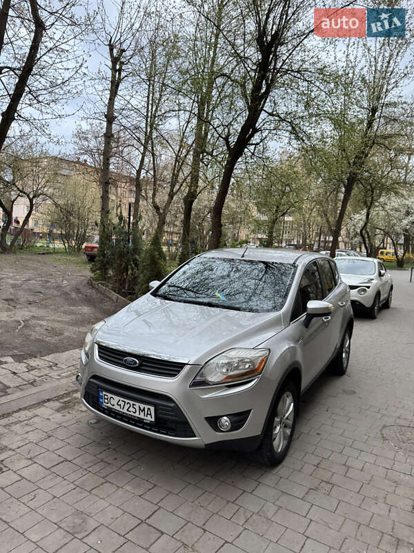 Ford Kuga (2008)