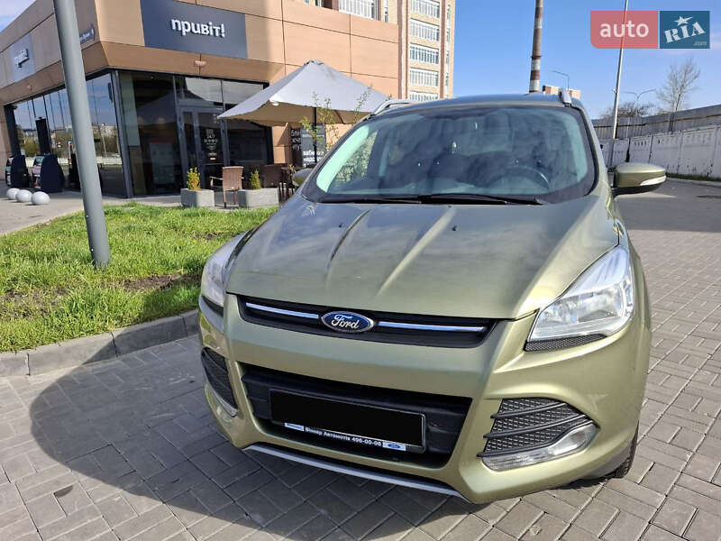 Ford Kuga (2013)