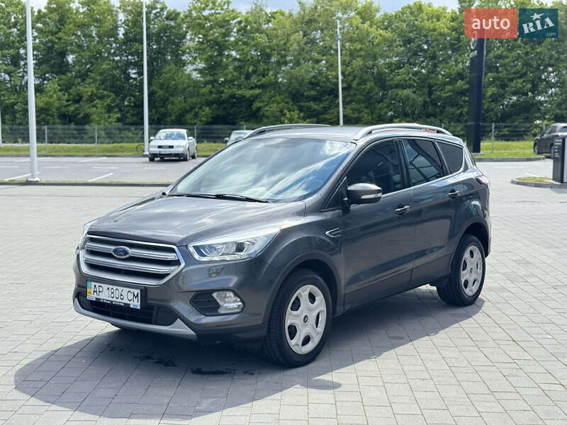Ford Kuga (2019)