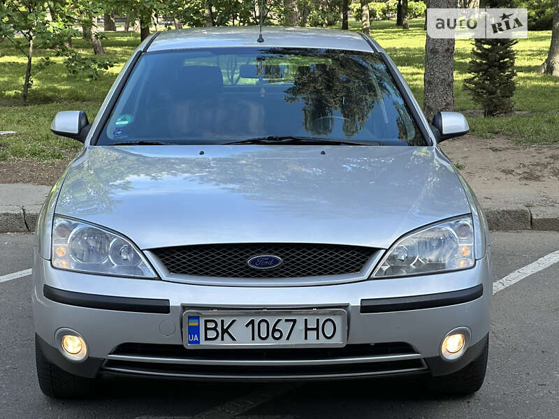 Ford Mondeo (2000)