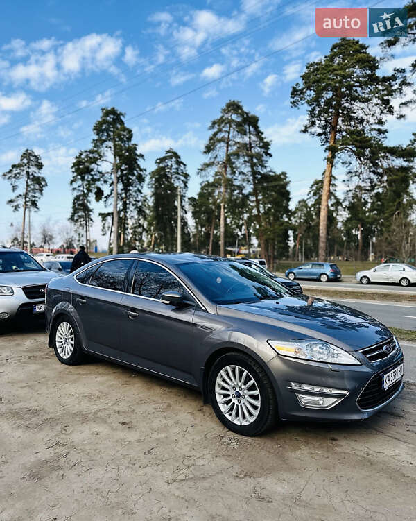 Ford Mondeo (2012)