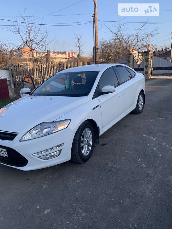 Ford Mondeo (2012)