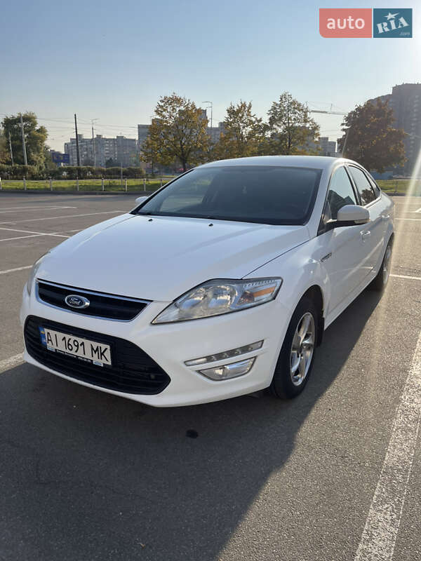 Ford Mondeo (2012)